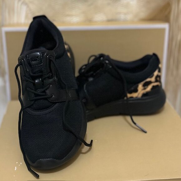 Michael Kors Amanda Mesh Trainers black with animal print (45F9AMFS6D). Size 6 - Picture 14 of 15